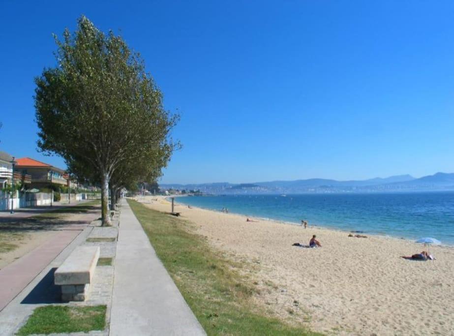 Atico En La Playa De Cangas Exteriör bild
