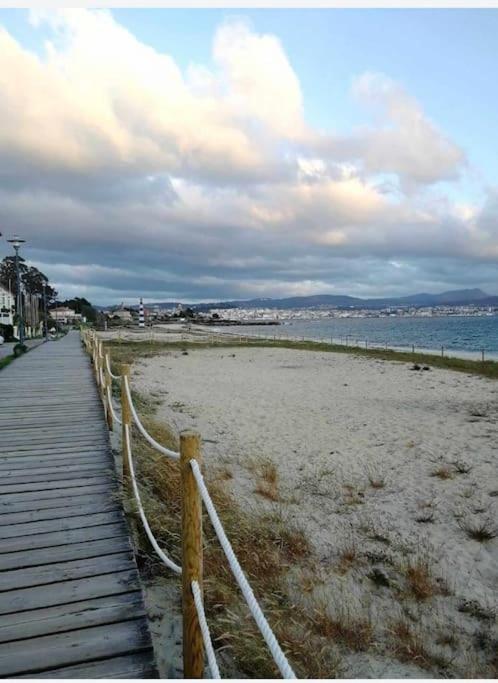Atico En La Playa De Cangas Exteriör bild